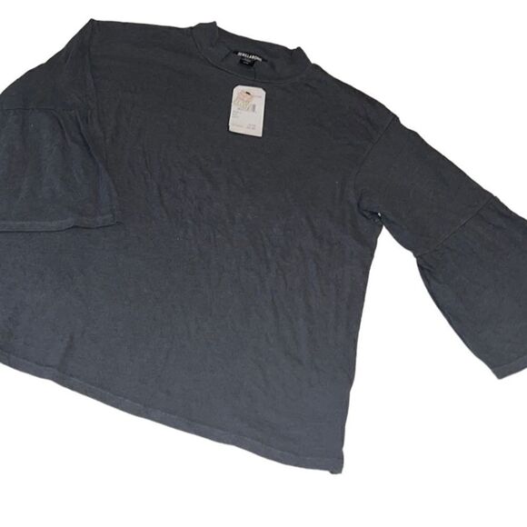 Billabong Off Black Ruffled Flutter Mock Neck Sleeves Top Size L NWT - Picture 1 of 11